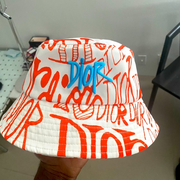 Dior Other - Dior bucket hat